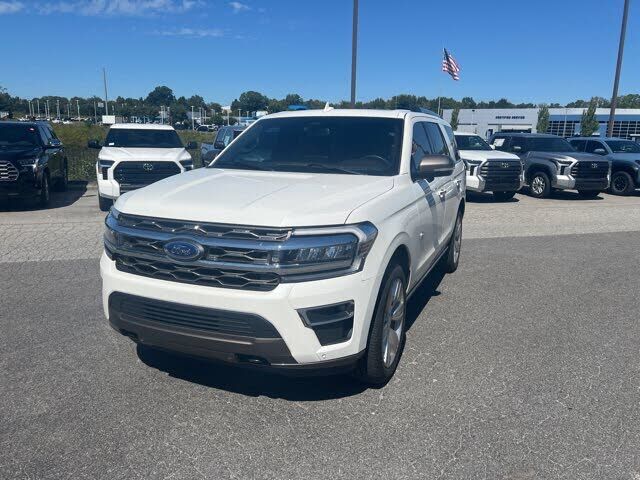 2024 FORD Expedition