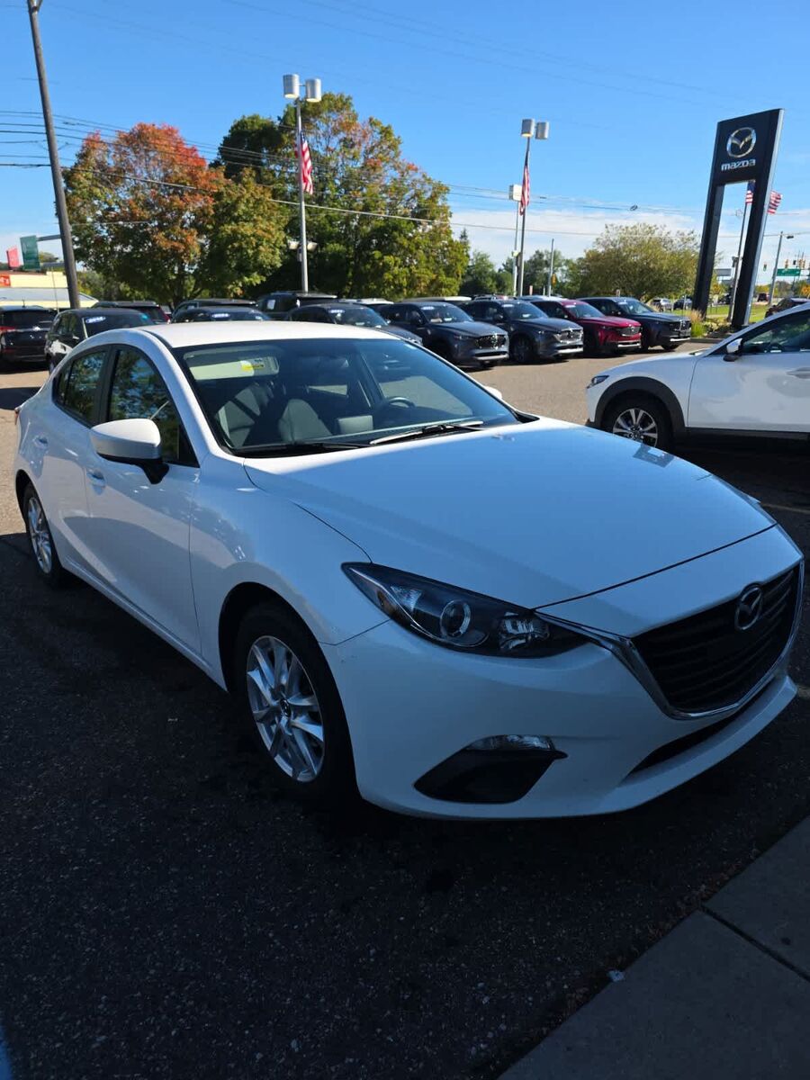 2015 MAZDA Mazda3