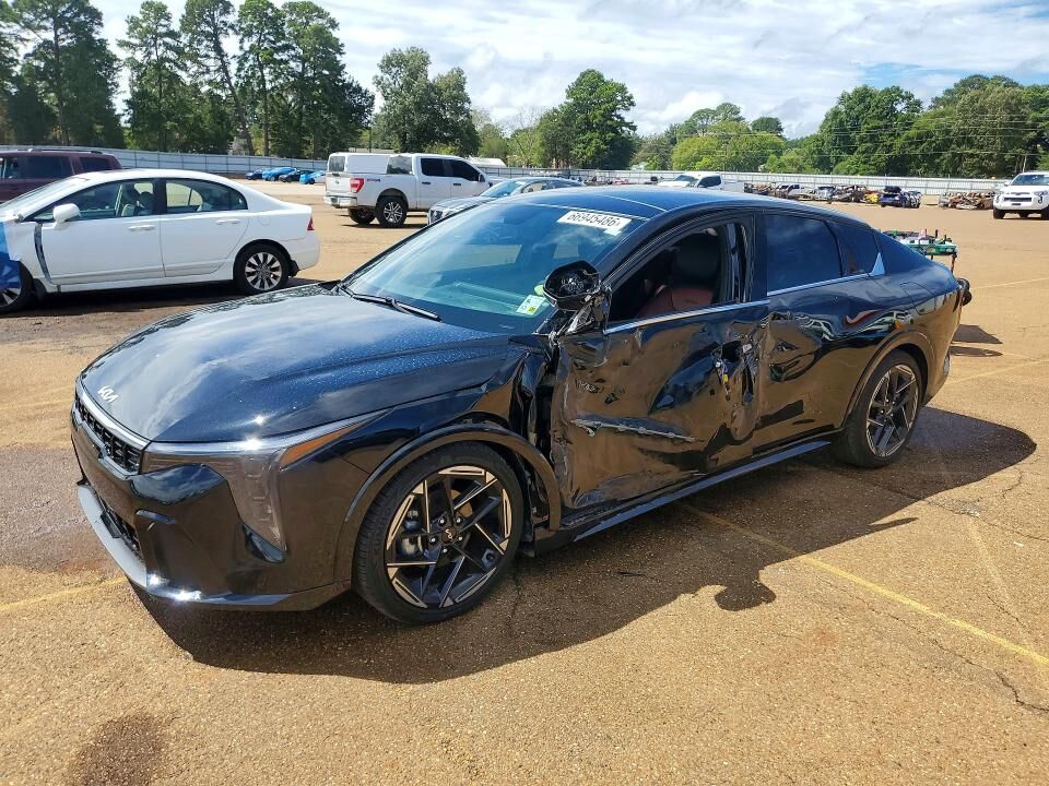 2025 KIA K4