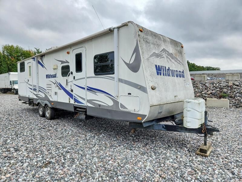2009 FOREST RIVER Wildwood Laminated Towables