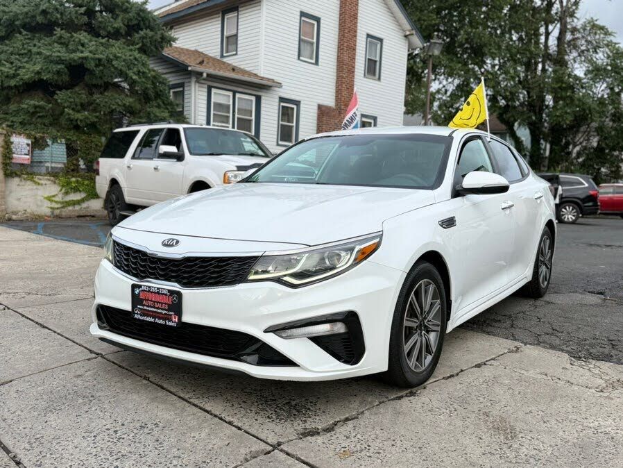 2019 KIA Optima