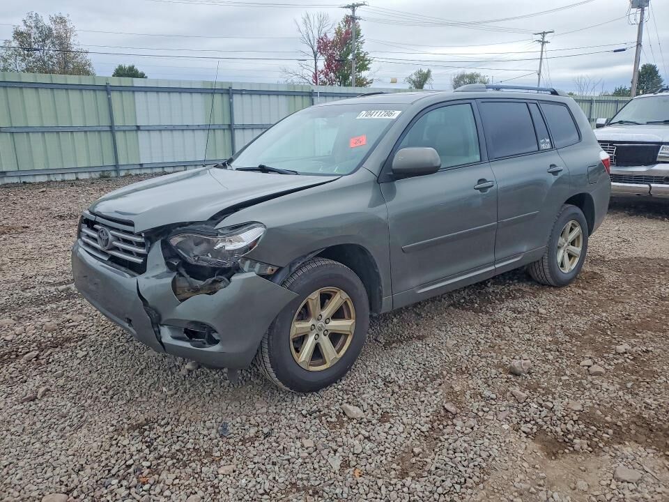2010 TOYOTA Highlander