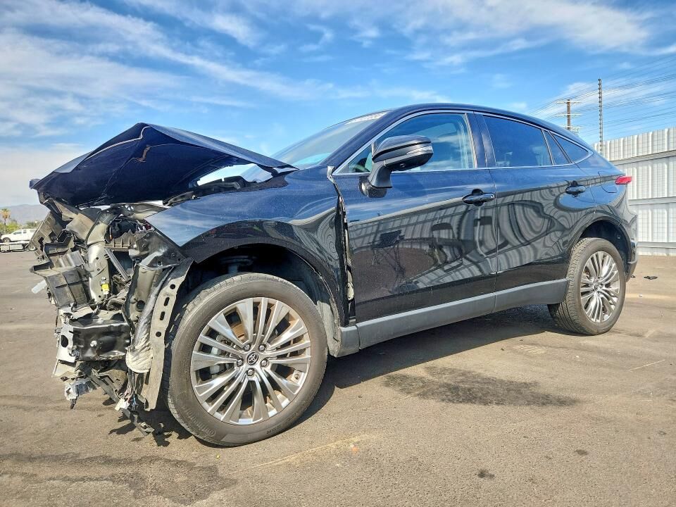 2024 TOYOTA Venza