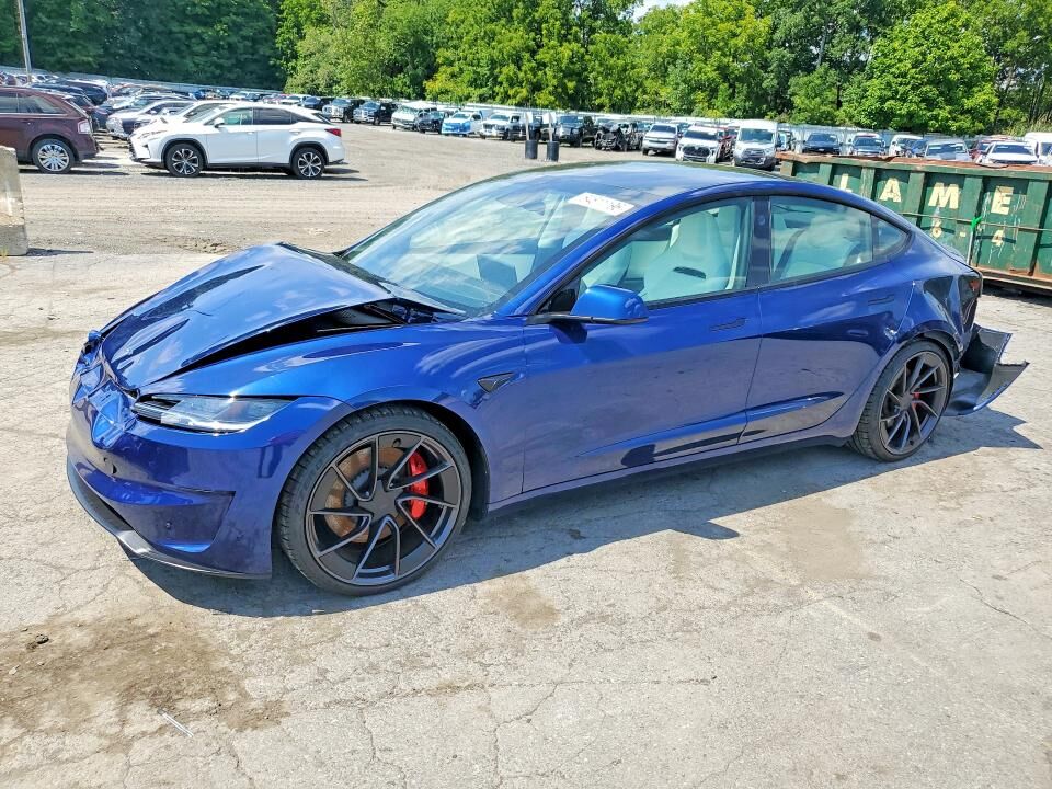 2024 TESLA Model 3