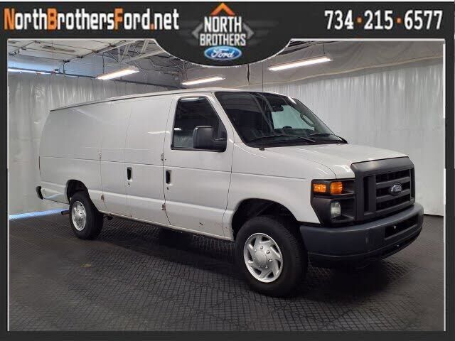 2014 FORD E-150