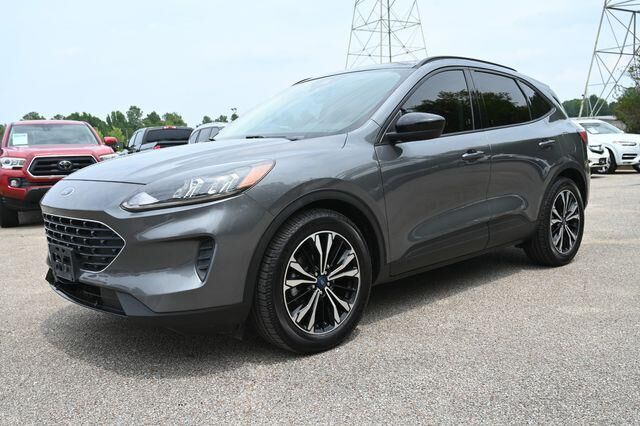 2021 FORD Escape