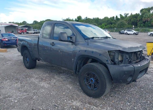 2005 NISSAN Titan