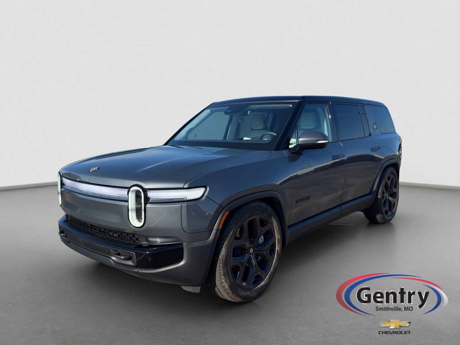 2026 RIVIAN R1S