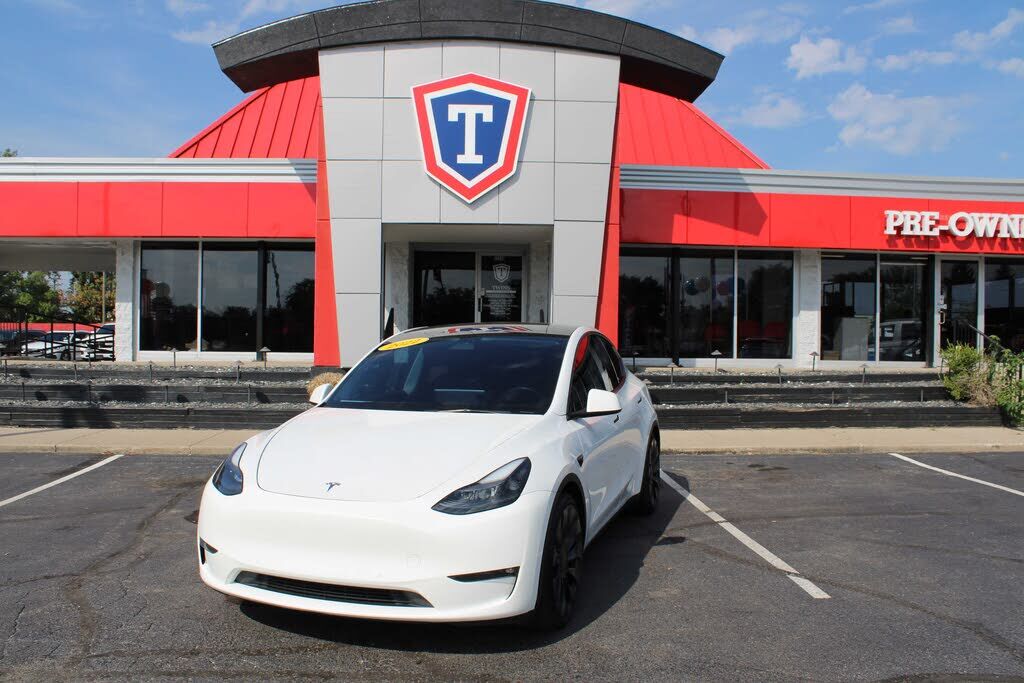 2022 TESLA Model Y