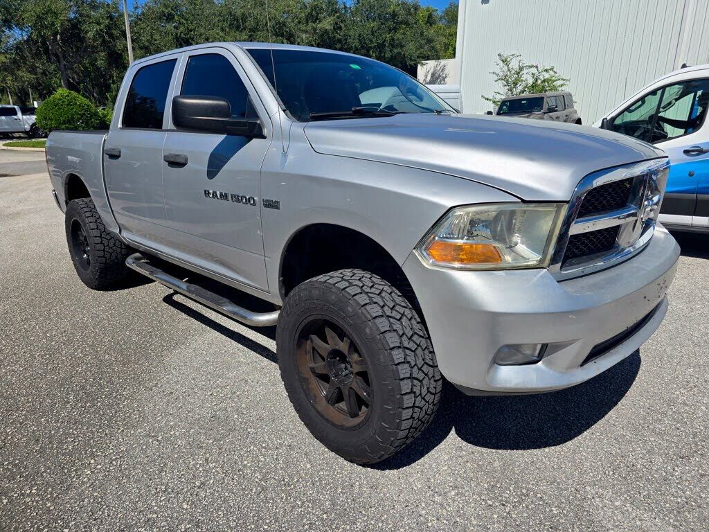 2012 DODGE Ram