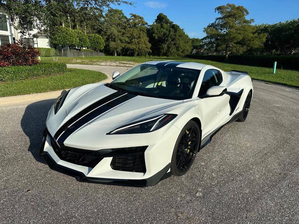 2023 CHEVROLET Corvette
