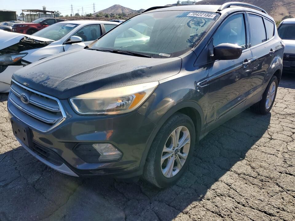 2018 FORD Escape