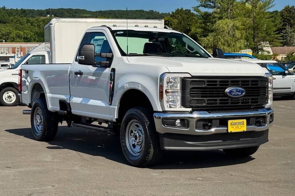 2025 FORD F-350