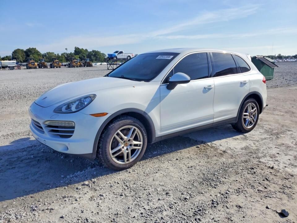 2014 PORSCHE Cayenne