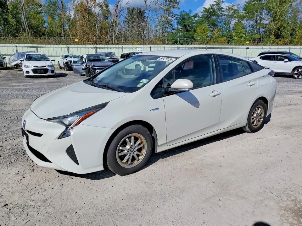 2016 TOYOTA PRIUS