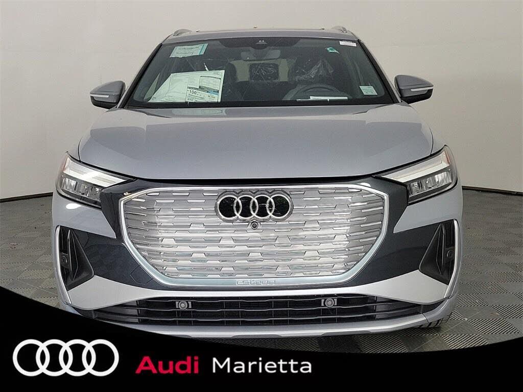 2024 AUDI Q4