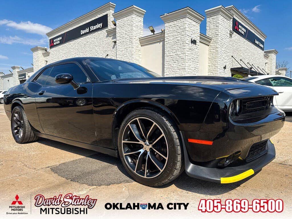 2019 DODGE Challenger