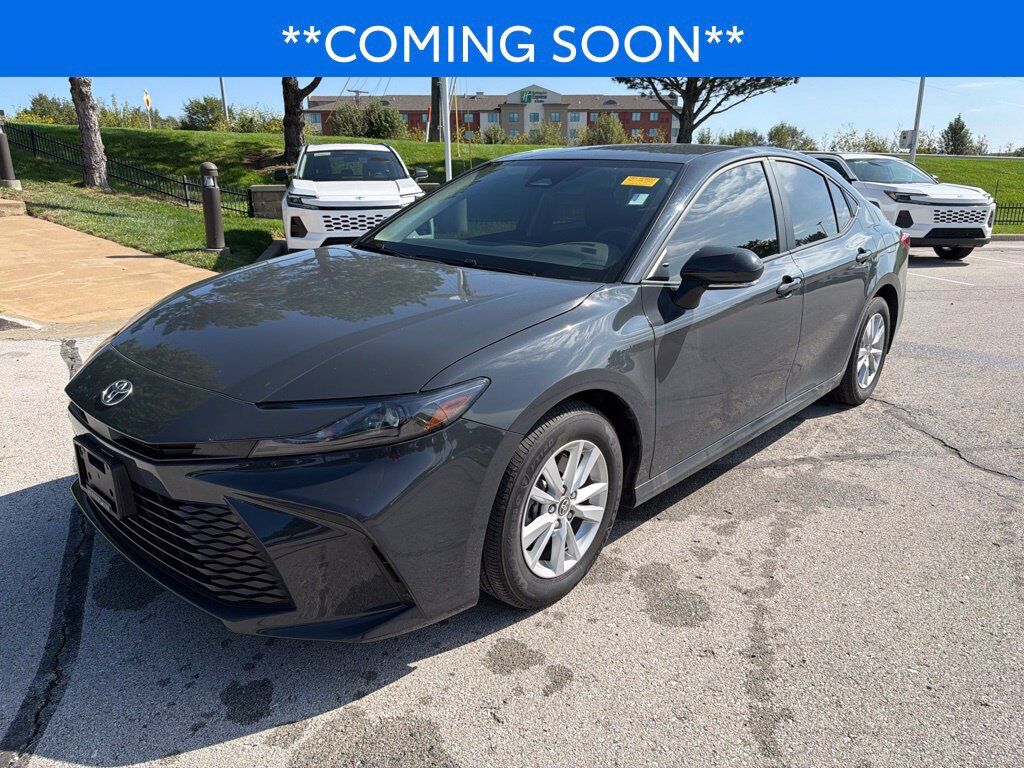 2025 TOYOTA Camry