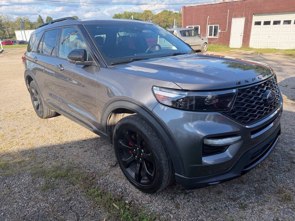 2023 FORD Explorer