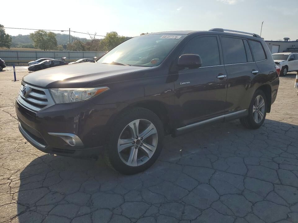 2013 TOYOTA Highlander