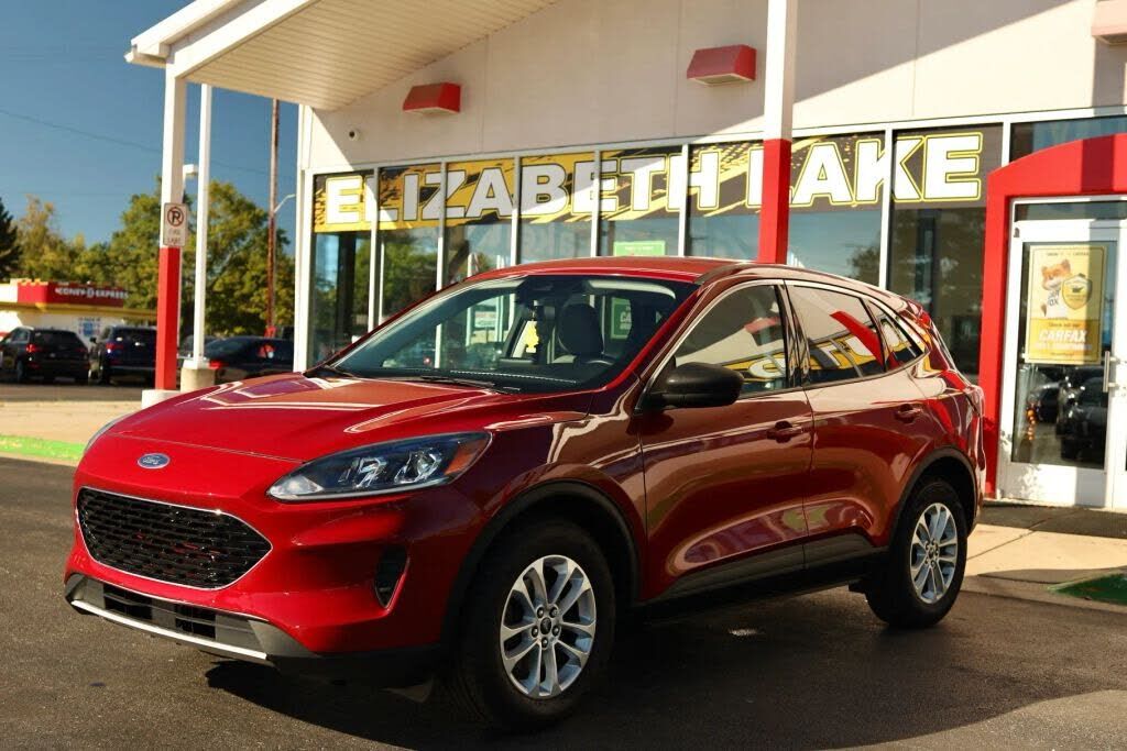 2022 FORD Escape