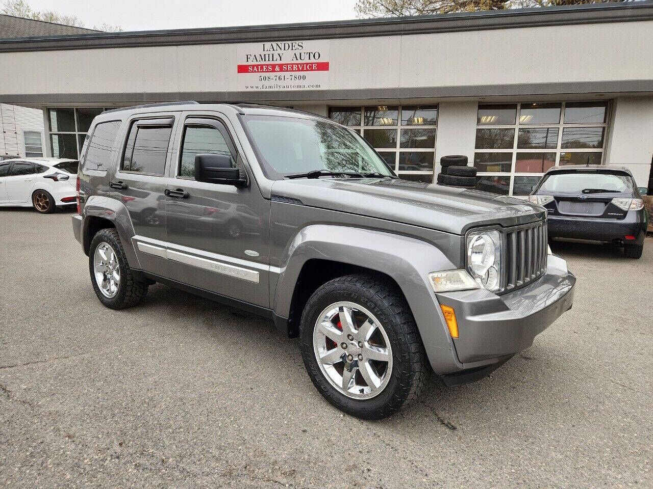 2012 JEEP Liberty