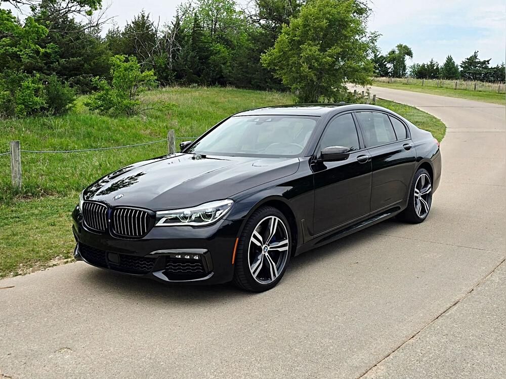 2019 BMW 750i / B7