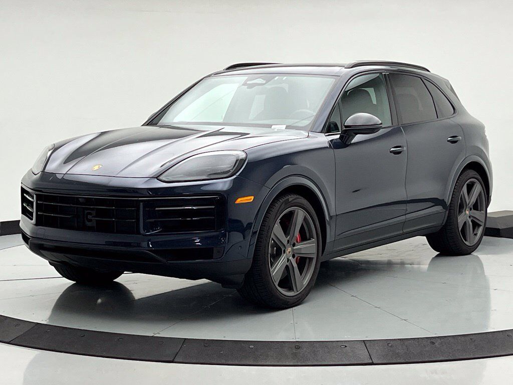 2026 PORSCHE Cayenne