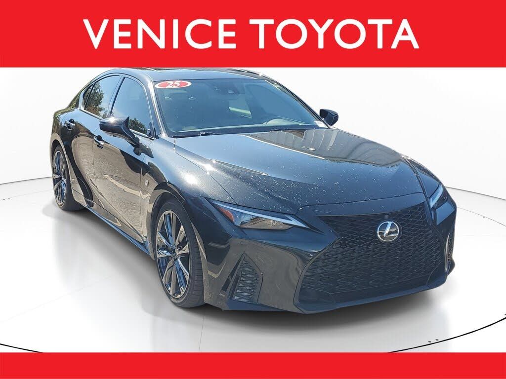 2025 LEXUS IS