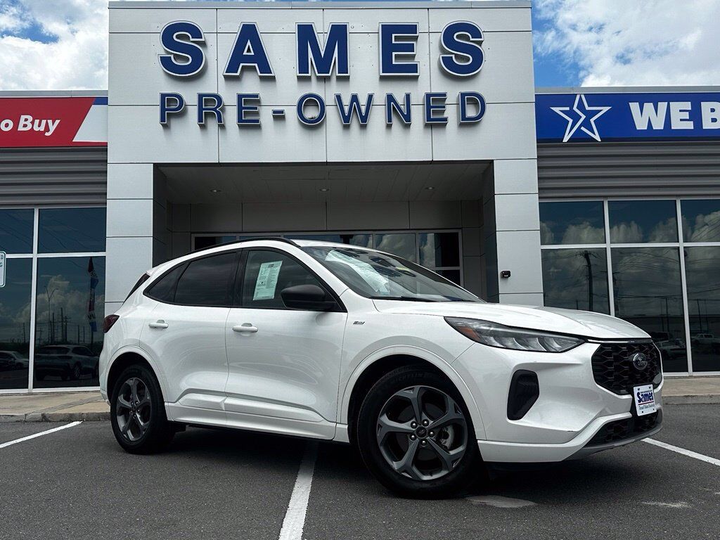 2023 FORD Escape
