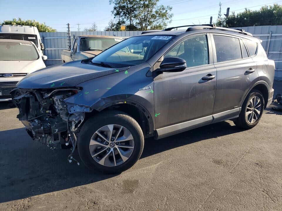 2017 TOYOTA RAV4