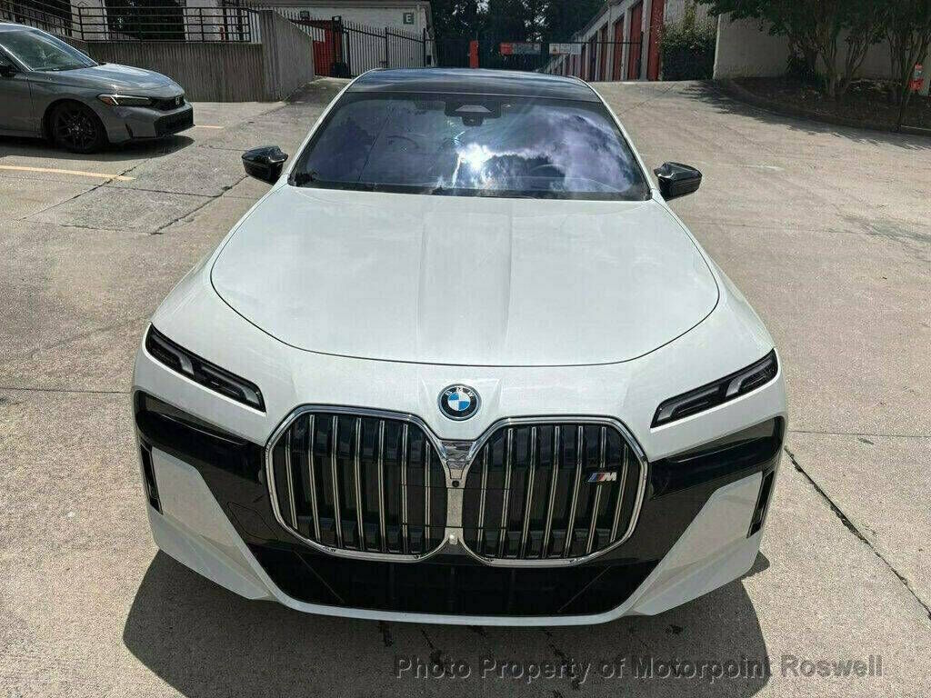 2024 BMW i7