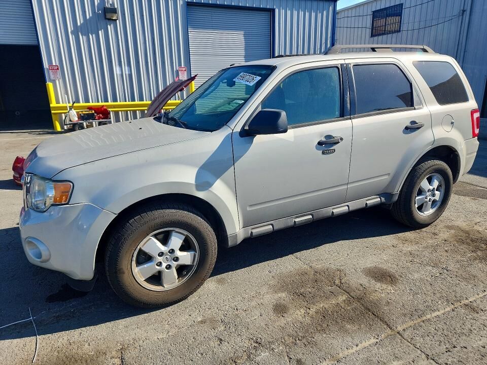 2009 FORD Escape