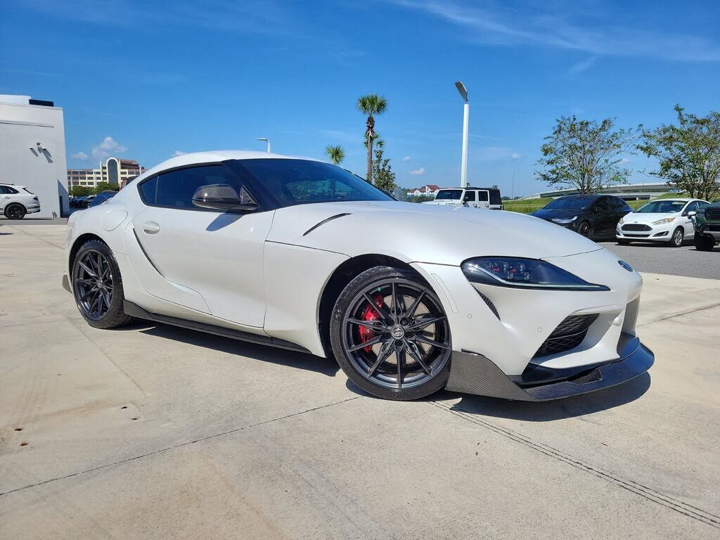 2025 TOYOTA Supra