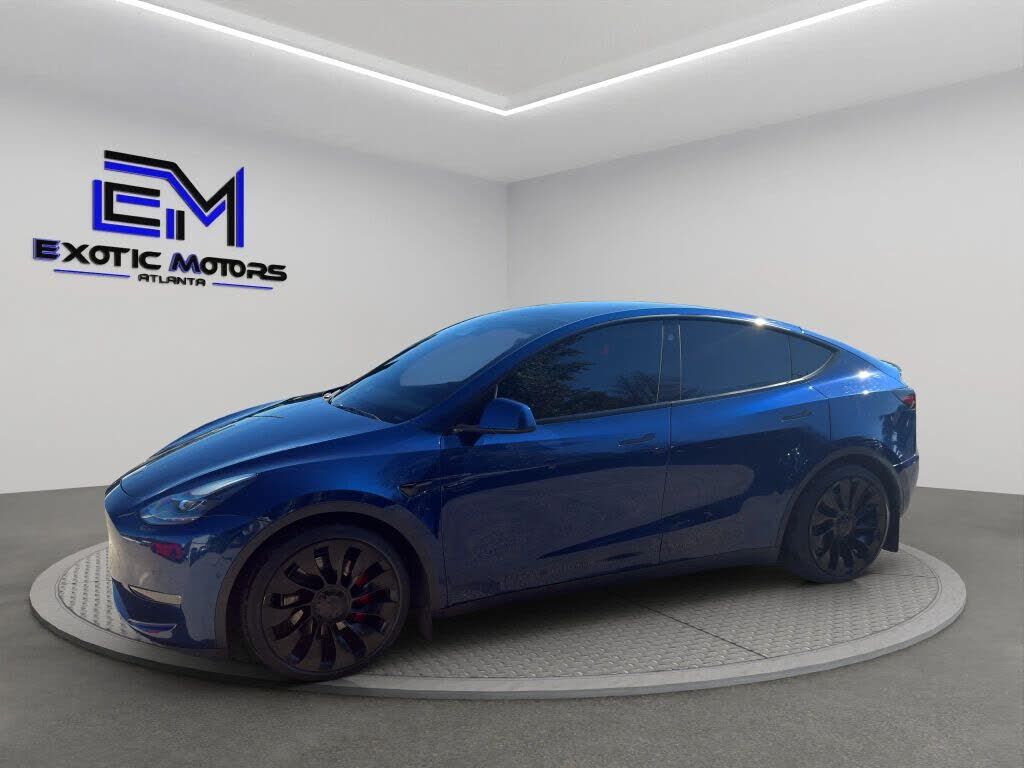 2026 TESLA Model Y