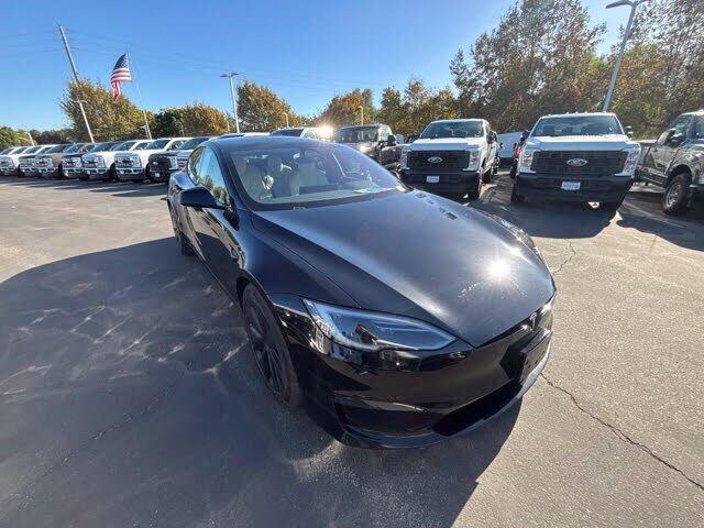2024 TESLA Model S