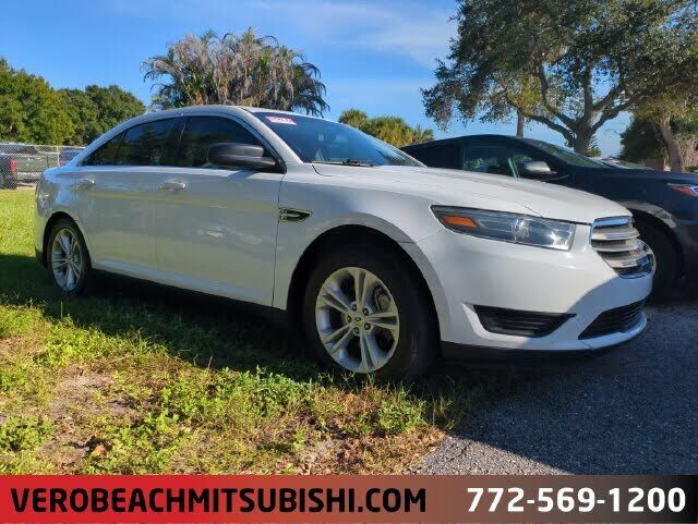 2017 FORD Taurus