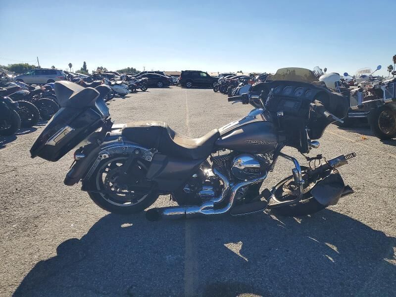 2015 HARLEY DAVIDSON Street Glide