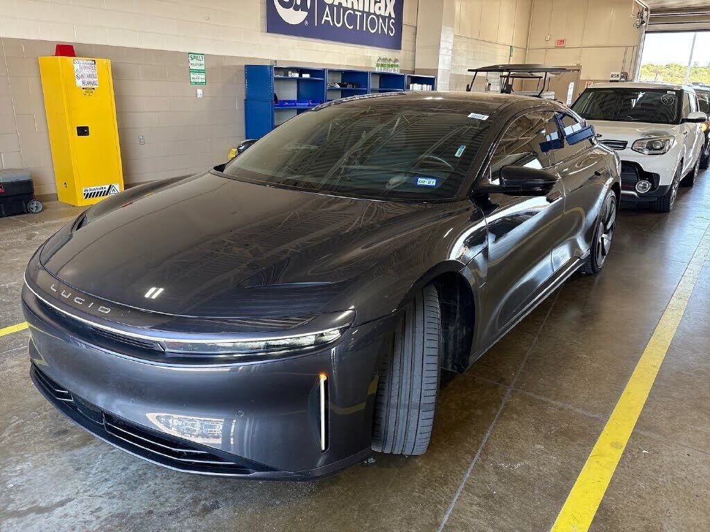 2024 LUCID MOTORS Air