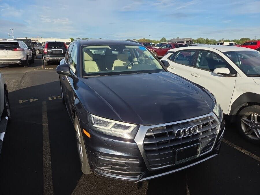 2018 AUDI Q5