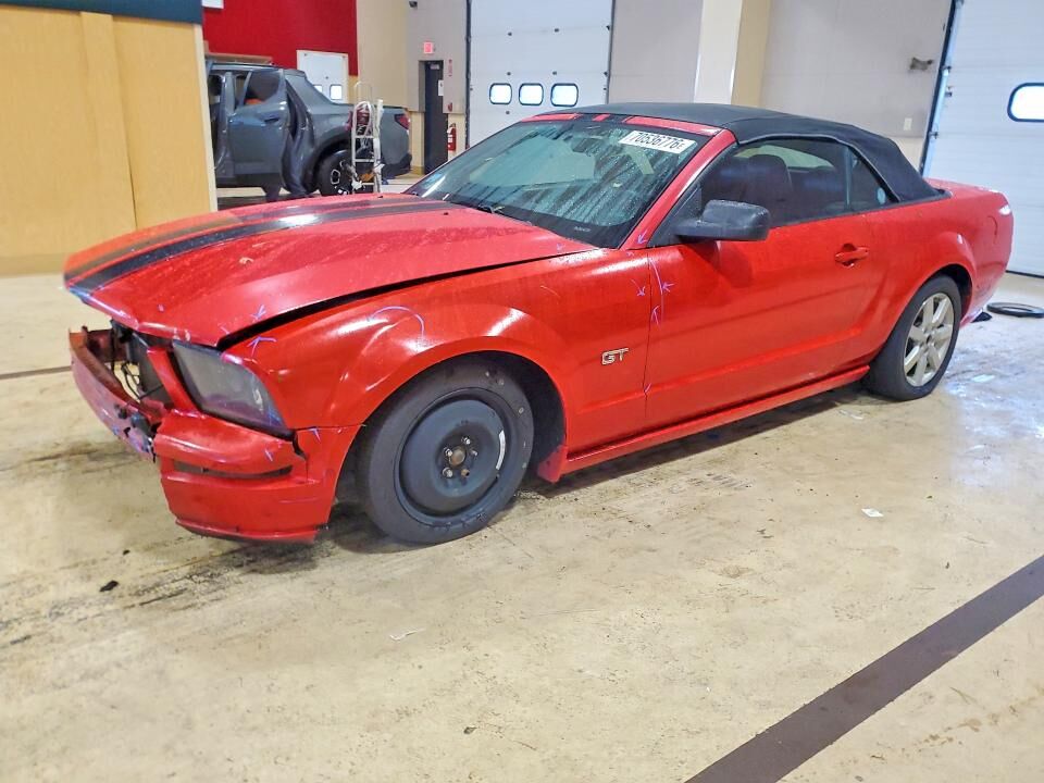 2005 FORD Mustang