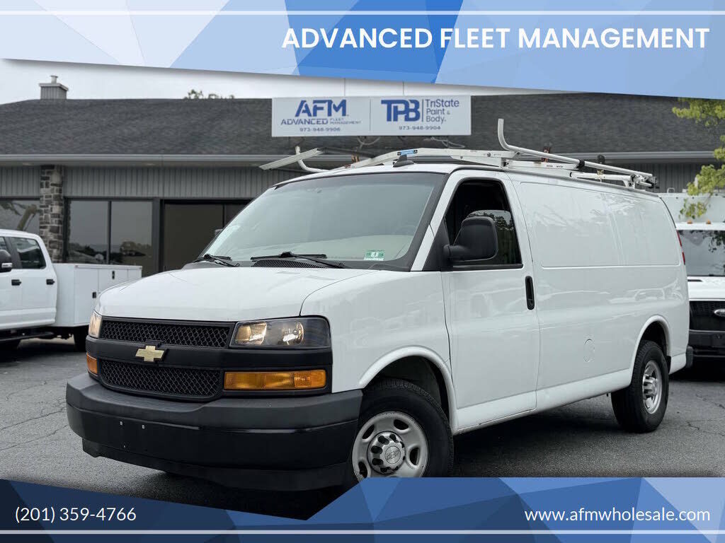 2019 CHEVROLET Express