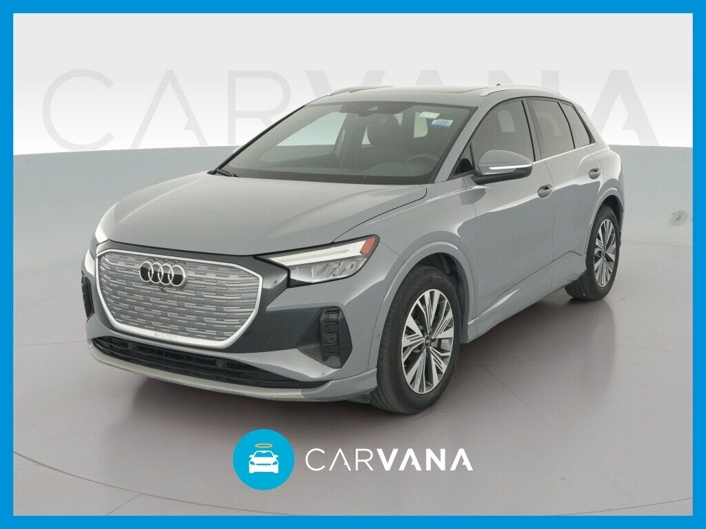 2023 AUDI Q4