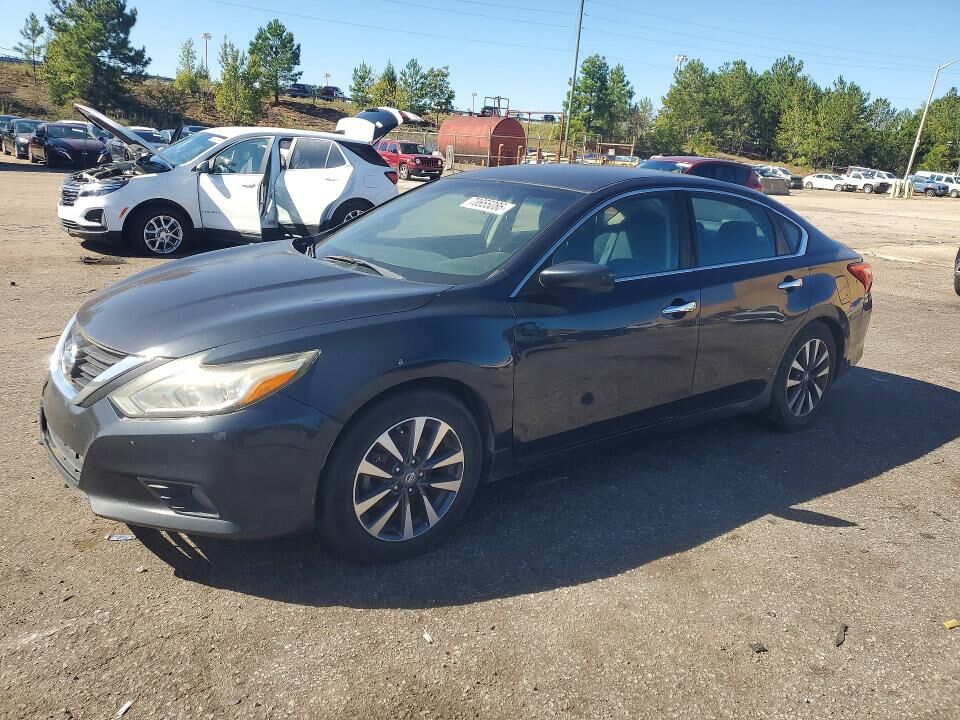 2017 NISSAN Altima