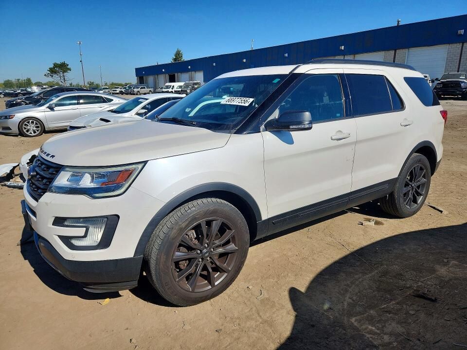 2017 FORD Explorer