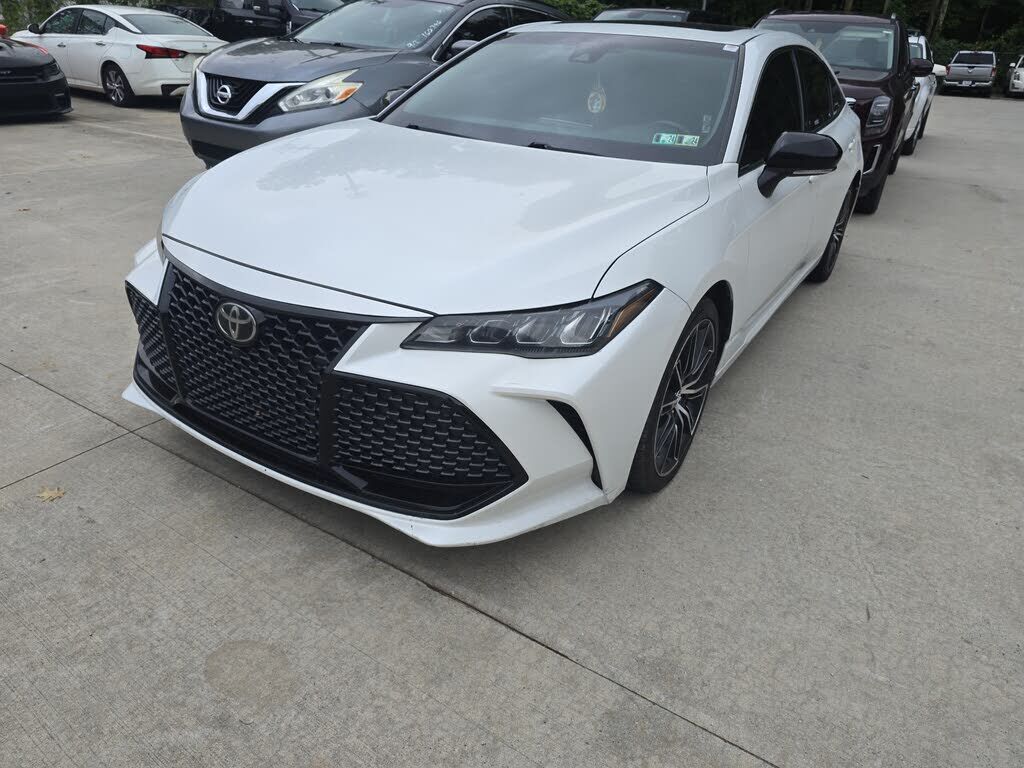 2019 TOYOTA Avalon