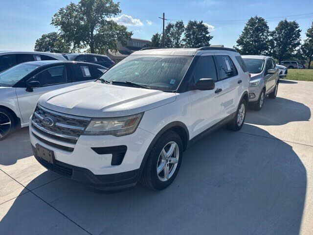 2018 FORD Explorer