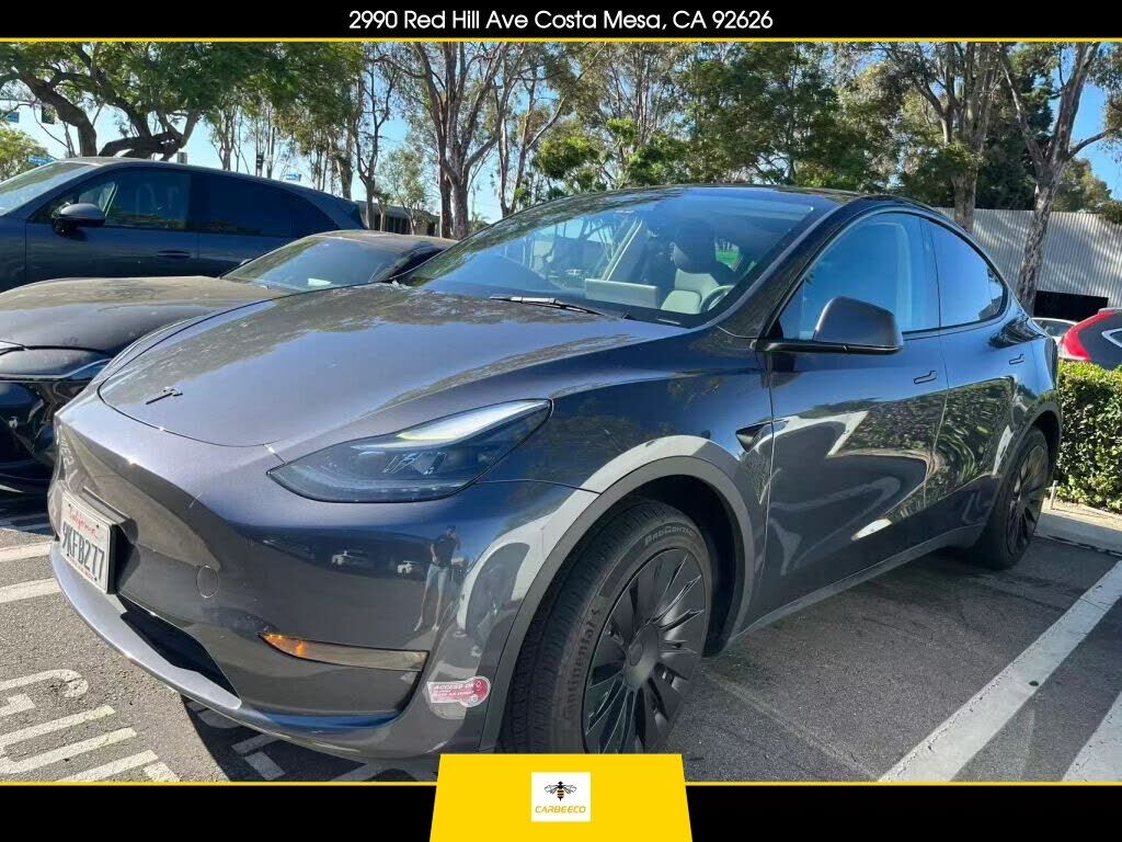 2023 TESLA Model Y