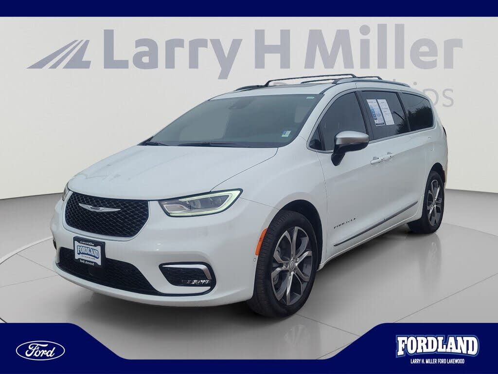 2026 CHRYSLER Pacifica