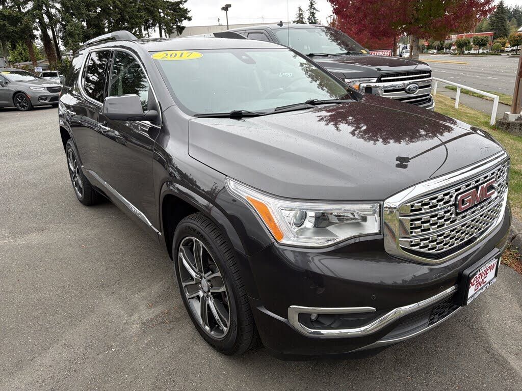 2017 GMC Acadia